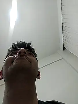 Beyefendistannbul online show from April 18, 2026, 1:46 pm