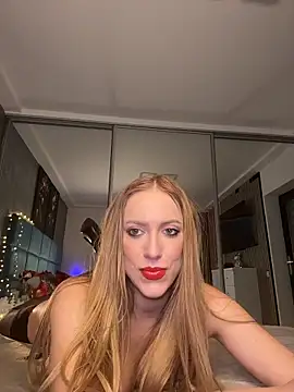 RockQueen A online show from December 16, 2025, 5:11 am