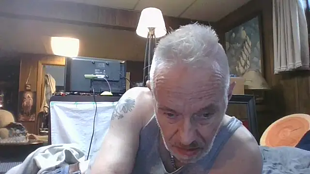 Makowboy online show from October 7, 2025, 8:21 pm