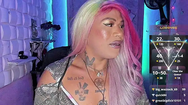 tsviolett online show from March 6, 2025, 9:42 pm