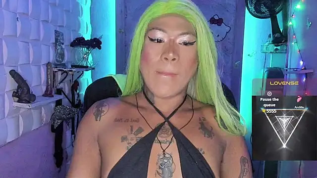 tsviolett online show from February 11, 2025, 9:25 pm