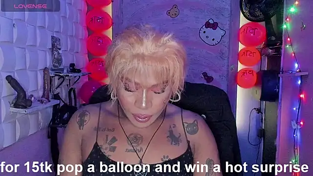 tsviolett online show from February 14, 2025, 8:26 pm