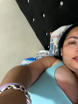 NIKOLE1301 online show from April 7, 2026, 1:35 pm