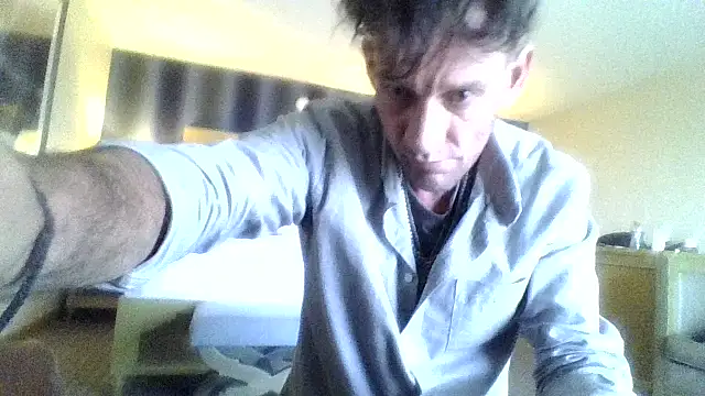 lickthecat online show from March 3, 2026, 5:09 pm