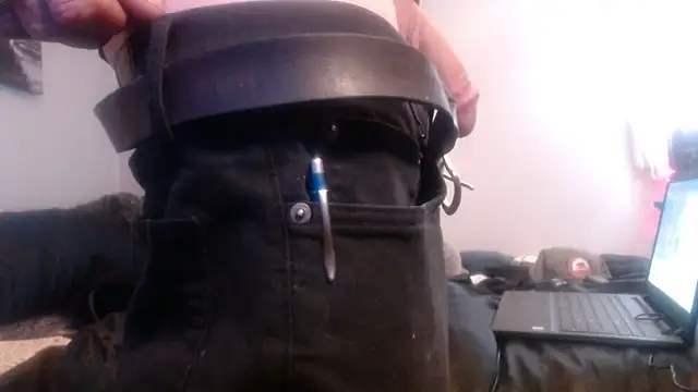 lickthecat online show from November 26, 2025, 2:39 pm