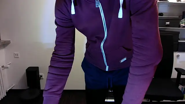 Slave 75 online show from February 13, 2026, 5:57 pm