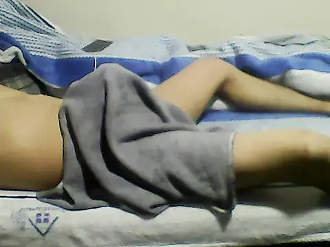 Snapshot of sebastian_aries chatting on October 16, 2025, 4:32 am sebastian aries online show from October 16, 2025, 4:32 am