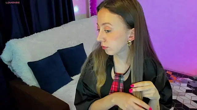 CurlySteph online show from March 21, 2025, 5:34 pm