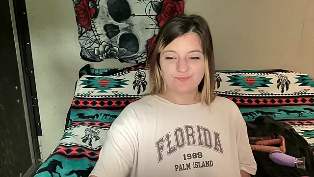 magicsparkles online show from September 12, 2025, 5:02 pm