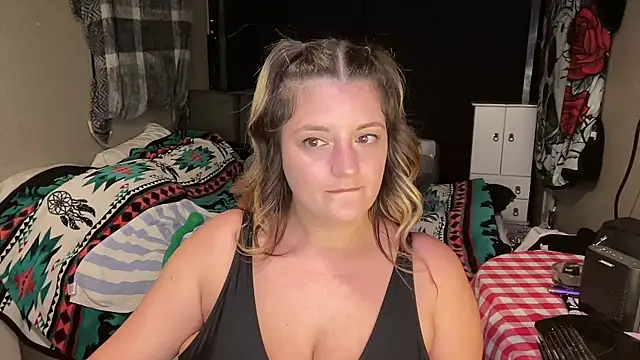 magicsparkles online show from November 18, 2025, 9:29 pm