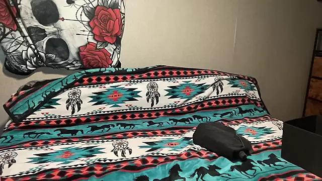 magicsparkles online show from September 24, 2025, 6:36 pm