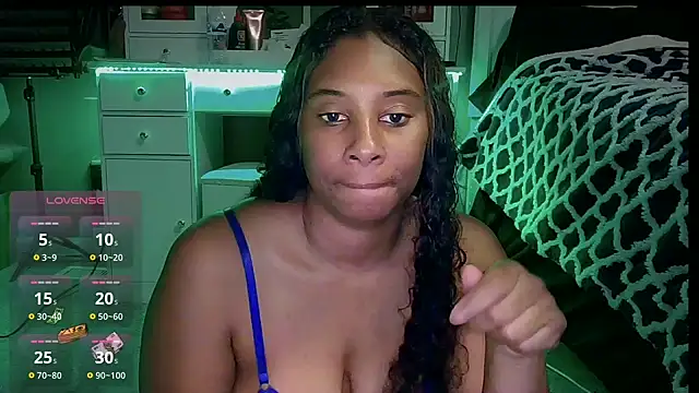 sassyslayz online show from November 29, 2025, 4:23 am