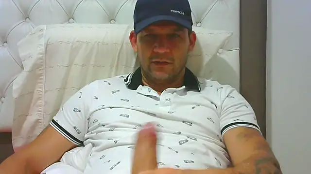 Snapshot of altenori112 chatting on February 23, 2026, 3:30 am altenori112 online show from February 23, 2026, 3:30 am