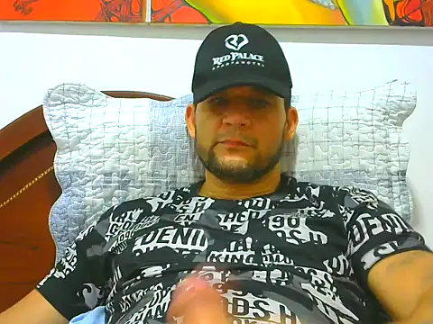 altenori112 online show from April 10, 2026, 11:45 pm