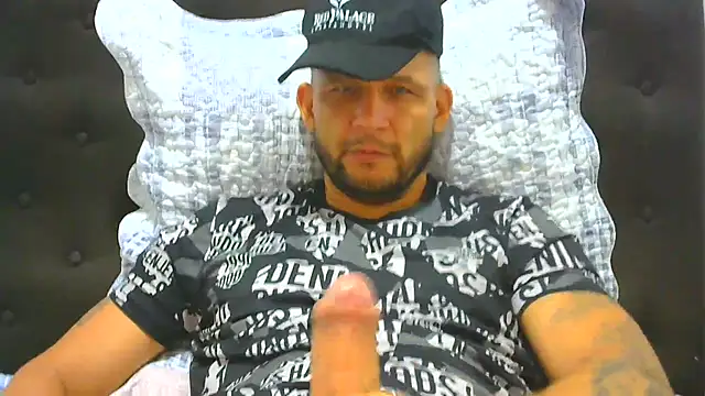 Snapshot of altenori112 chatting on July 18, 2026, 1:25 am altenori112 online show from July 18, 2026, 1:25 am