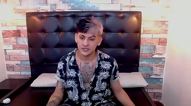 Dona and Carl online show from December 12, 2024, 4:48 am