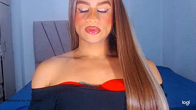 Snapshot of Valenntyna chatting on April 22, 2026, 7:31 pm Valenntyna online show from April 22, 2026, 7:31 pm
