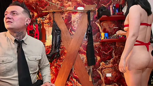 boy n girl online show from November 13, 2025, 5:28 pm