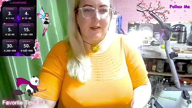 Ginesia online show from November 30, 2025, 11:44 am