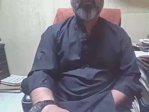 Snapshot of hairymaster95 chatting on September 29, 2025, 3:28 pm hairymaster95 online show from September 29, 2025, 3:28 pm