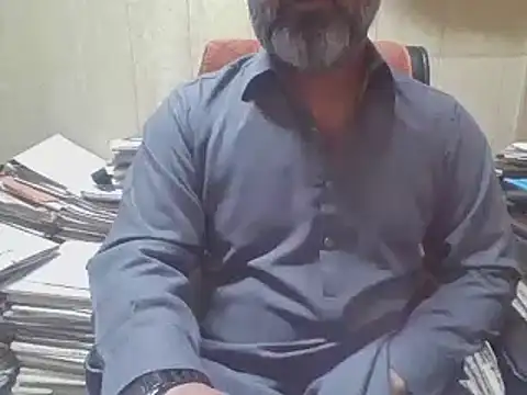 Snapshot of hairymaster95 chatting on November 18, 2025, 4:16 am hairymaster95 online show from November 18, 2025, 4:16 am