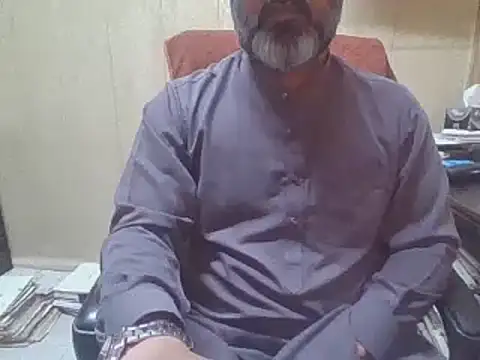 Snapshot of hairymaster95 chatting on September 15, 2025, 3:40 am hairymaster95 online show from September 15, 2025, 3:40 am