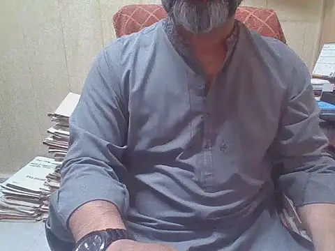 Snapshot of hairymaster95 chatting on October 8, 2025, 3:30 am hairymaster95 online show from October 8, 2025, 3:30 am