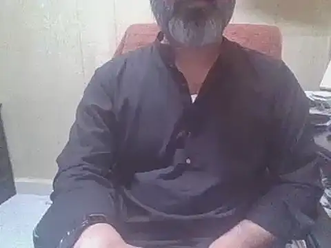 Snapshot of hairymaster95 chatting on October 3, 2025, 6:26 am hairymaster95 online show from October 3, 2025, 6:26 am