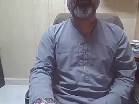 Snapshot of hairymaster95 chatting on November 27, 2025, 4:57 am hairymaster95 online show from November 27, 2025, 4:57 am