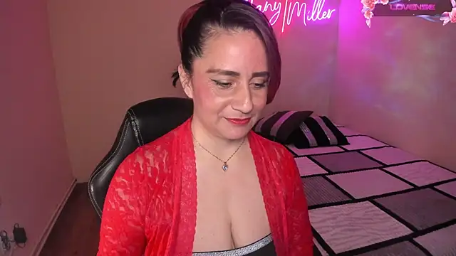 stefany miller77 online show from March 6, 2025, 12:19 pm