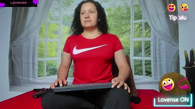 nikool32 online show from October 7, 2025, 11:55 am