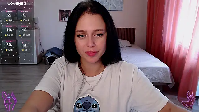 Megan Nilson online show from October 12, 2025, 7:21 am