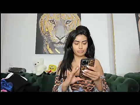 AnnaKarin online show from February 21, 2025, 11:44 am