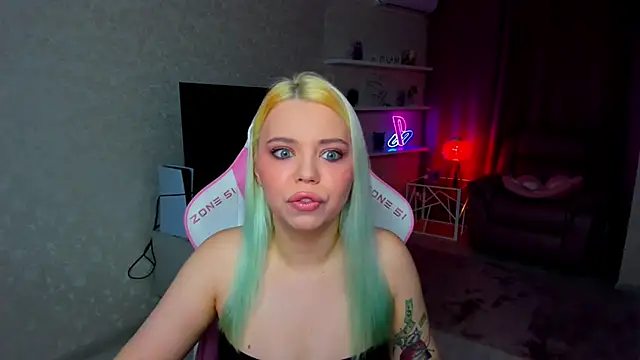 EnergyBunny 1 online show from November 29, 2025, 5:24 pm