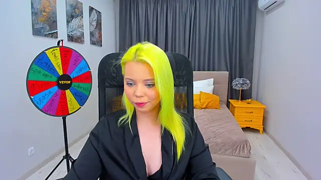 EnergyBunny 1 online show from March 9, 2025, 11:46 pm