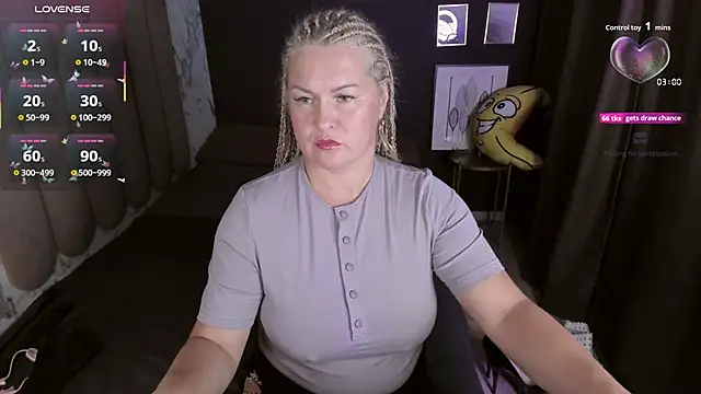 YolandaKiss online show from September 14, 2025, 8:09 pm