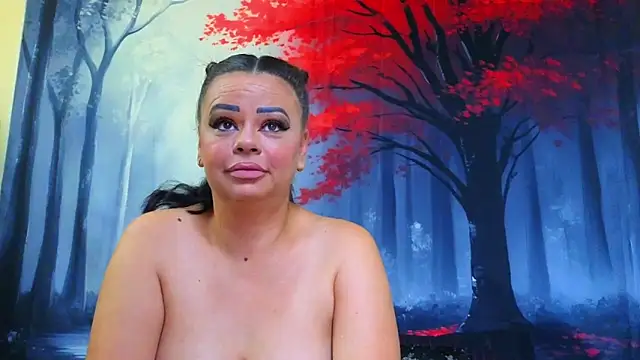 ElizabethEven online show from October 4, 2025, 8:10 pm