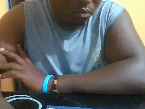 Snapshot of honeyswit chatting on July 5, 2026, 10:49 pm honeyswit online show from July 5, 2026, 10:49 pm