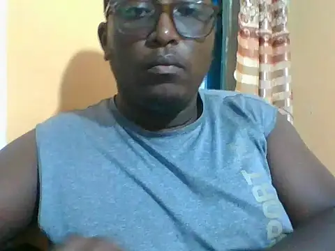 honeyswit online show from March 19, 2026, 7:58 pm