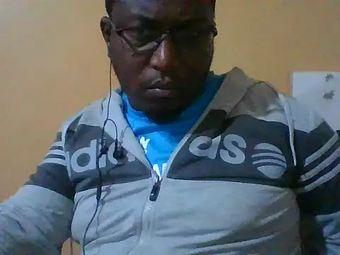 honeyswit online show from October 24, 2025, 7:13 pm