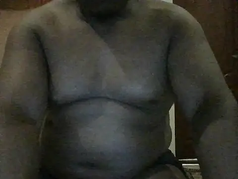 honeyswit online show from September 18, 2025, 3:37 pm