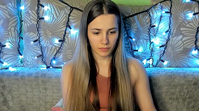 MaggieCake online show from February 14, 2025, 1:34 am