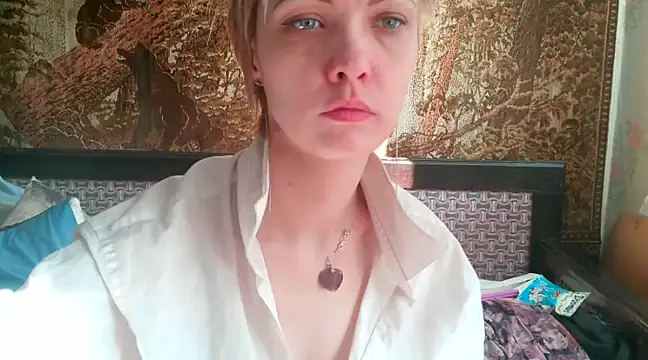 WildMissNiks online show from February 13, 2025, 7:56 am