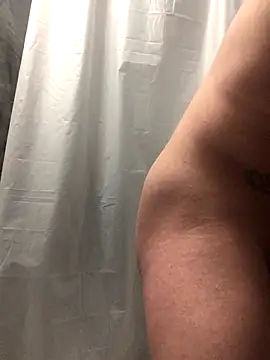 69RIPsta69 online show from November 4, 2025, 7:28 pm