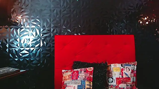 PINK  LOLA1 online show from March 22, 2025, 4:56 am