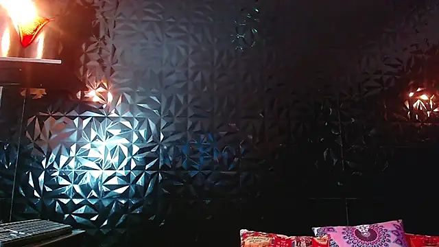 PINK  LOLA1 online show from September 22, 2025, 11:55 pm