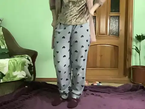 AngelTough20 online show from October 10, 2025, 10:21 pm