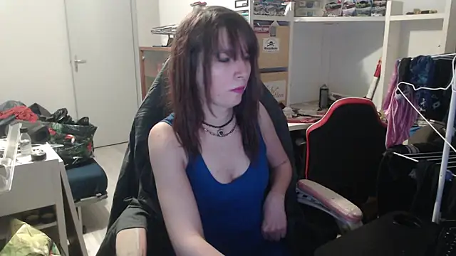 Snapshot of missthon0 chatting on March 1, 2026, 11:43 am missthon0 online show from March 1, 2026, 11:43 am