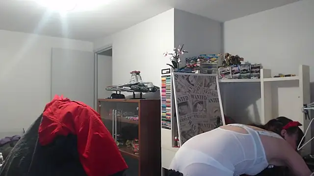 Snapshot of missthon0 chatting on February 10, 2026, 12:59 pm missthon0 online show from February 10, 2026, 12:59 pm