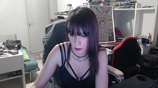 Snapshot of missthon0 chatting on February 4, 2026, 2:12 pm missthon0 online show from February 4, 2026, 2:12 pm